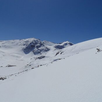 freeride-area-terrain-borovets-offpiste-skiing