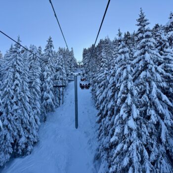 borovets-resort-skiing-chairlift-yastrebets